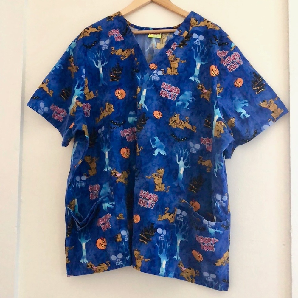 Scooby Doo Scrubs Top Halloween Size XXL